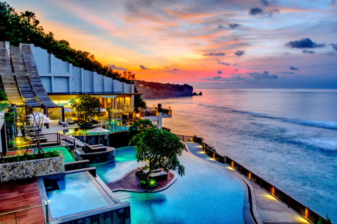 バリ島高級リゾートエリアで5つ星ホテルにステイ | TRIPPING!