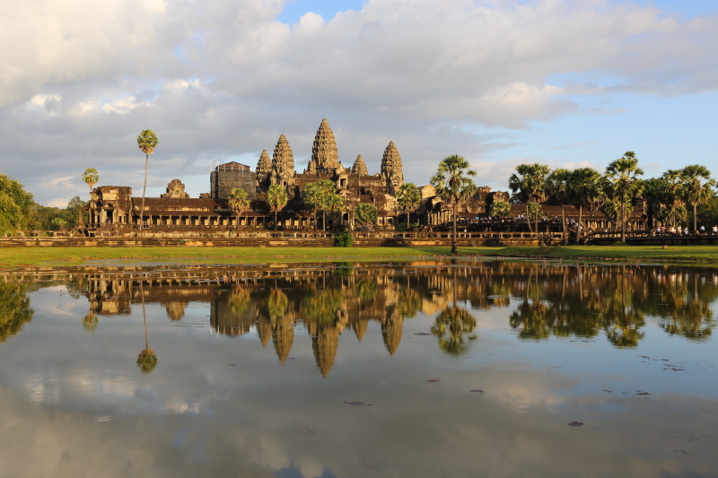 世界遺産アンコールワットとカンボジア史 Tripping