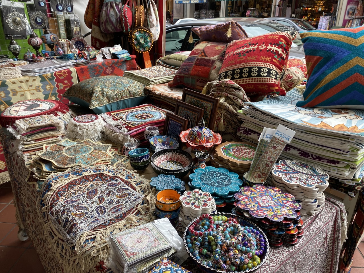 シンガポール在住者に人気のアラブストリート老舗2軒 | TRIPPING!